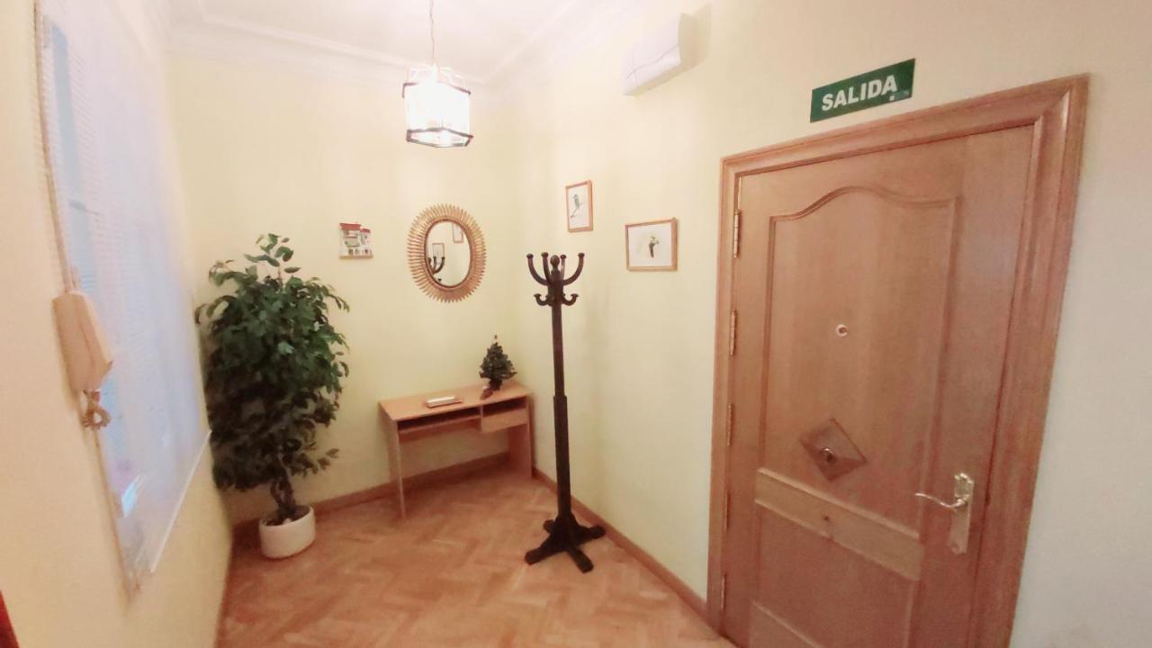 Апартаменты Apartamento En Retiro Мадрид Экстерьер фото