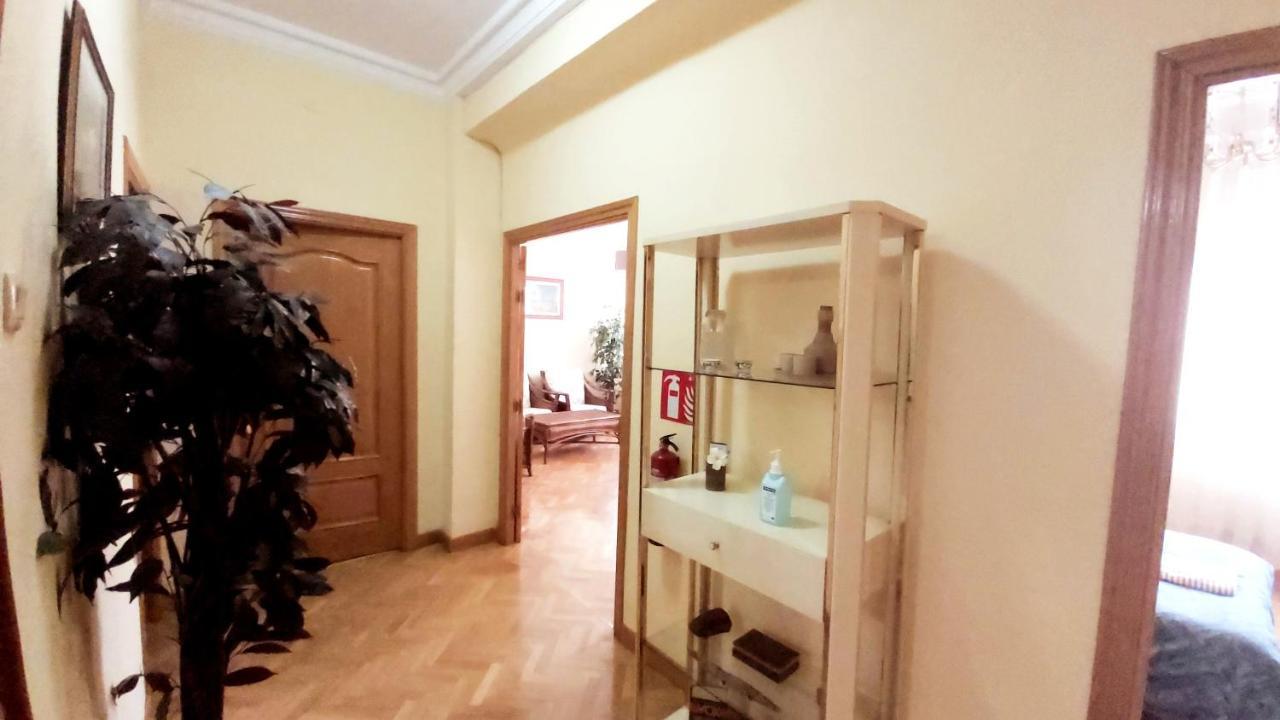 Апартаменты Apartamento En Retiro Мадрид Экстерьер фото